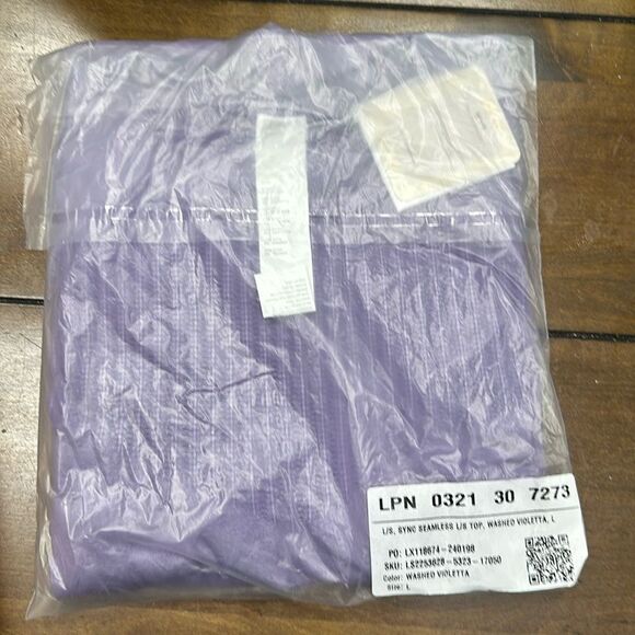 FABLETICS Sync Seamless Long-Sleeve COLOR Washed Violetta L NWT in packaging - Picture 4 of 5